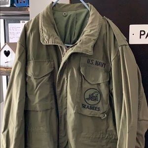 US Navy Vintage XL M65 Field Jacket in Good Shape